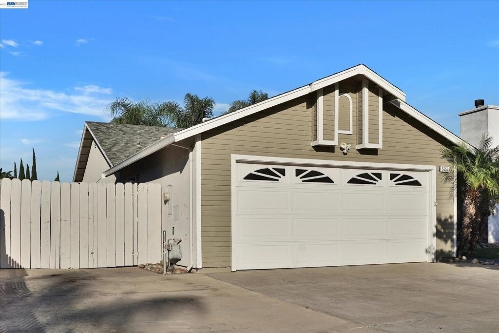 5055 Teixeira Way - Photo 1