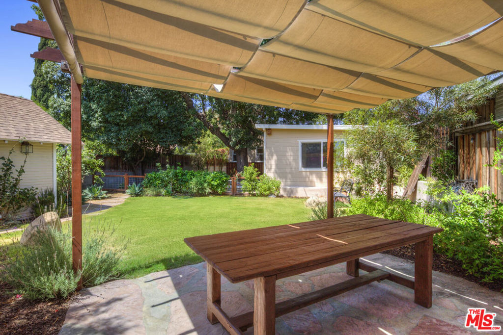 1330 Las Flores Drive - Photo 31
