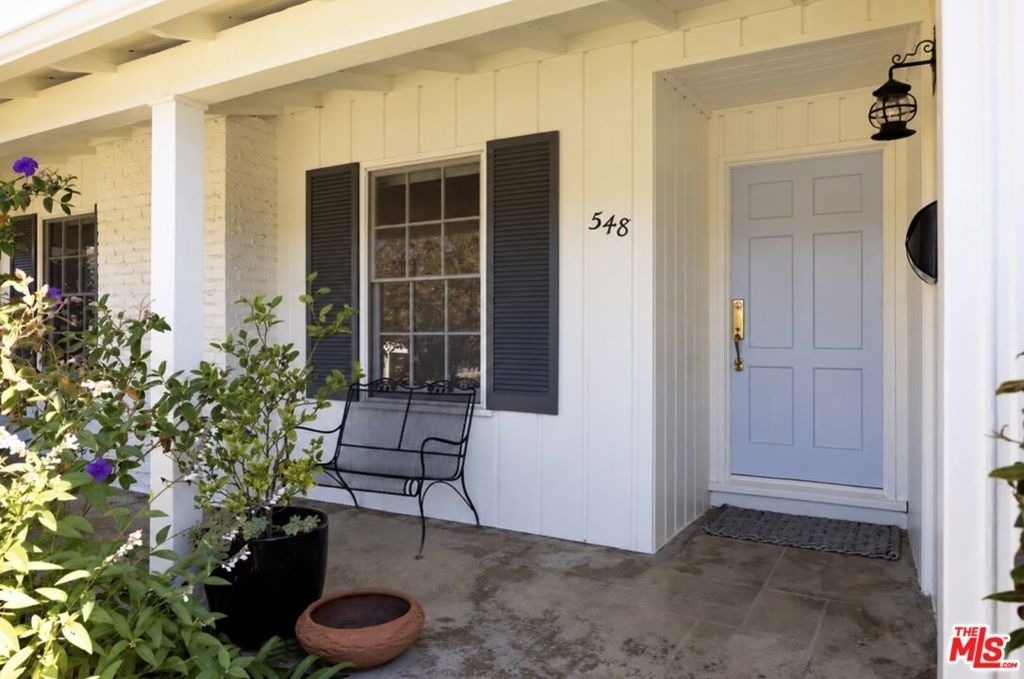 548 El Medio Avenue - Photo 1