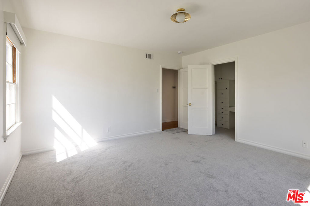 548 El Medio Avenue - Photo 15