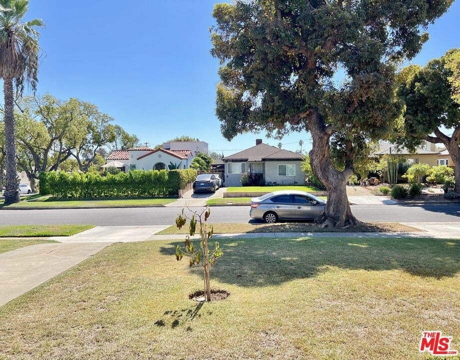 3129 Norwich Avenue - Photo 21