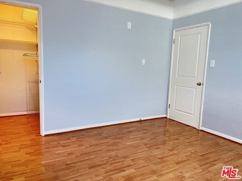 3129 Norwich Avenue - Photo 14