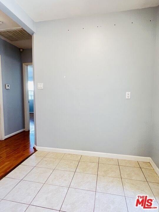 3129 Norwich Avenue - Photo 16