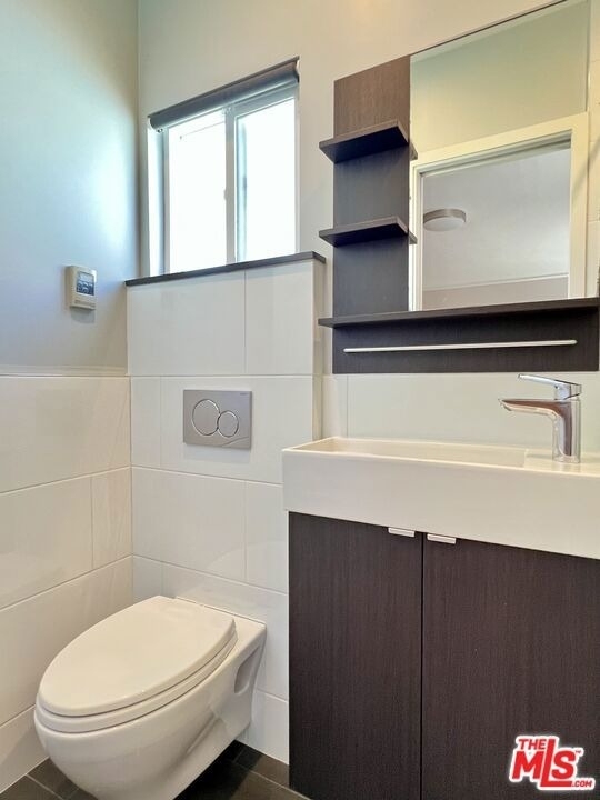 3129 Norwich Avenue - Photo 11