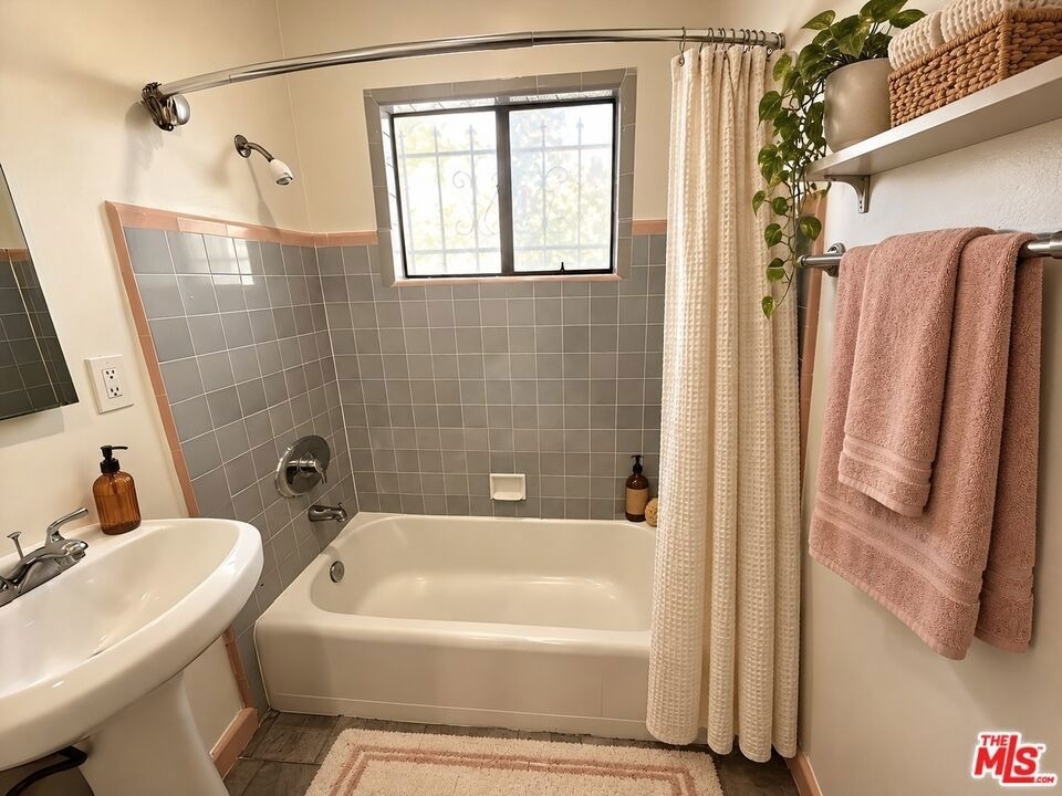 4919 Beverly Boulevard - Photo 5