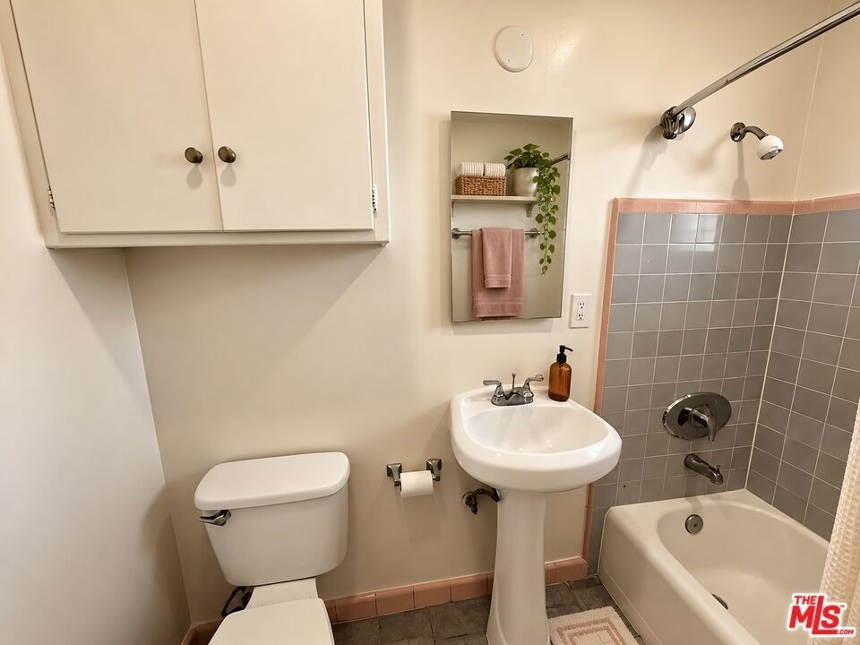 4919 Beverly Boulevard - Photo 6