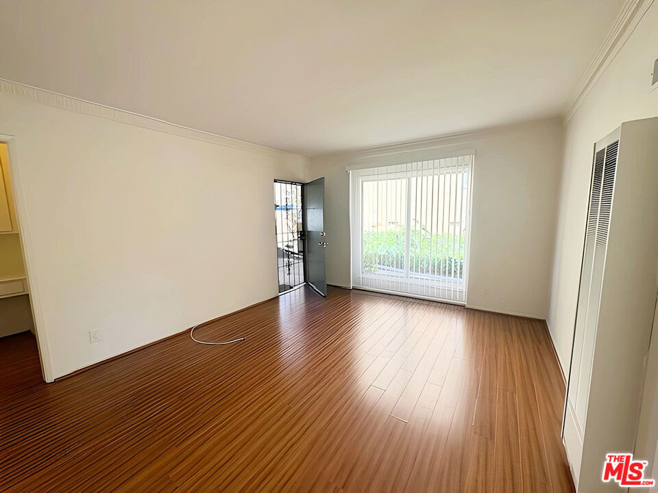 4919 Beverly Boulevard - Photo 7
