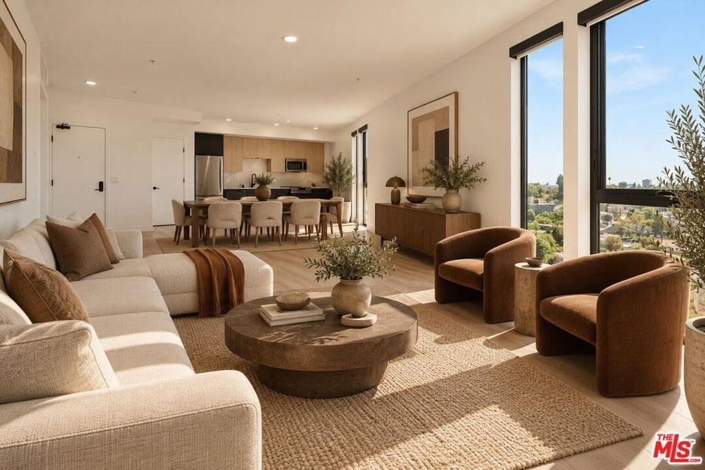 3004 Sunset Boulevard - Photo 0