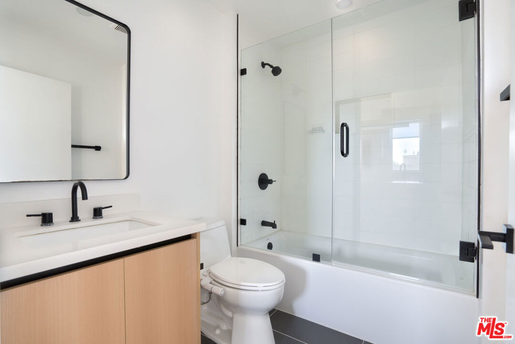5657 Virginia Avenue - Photo 12