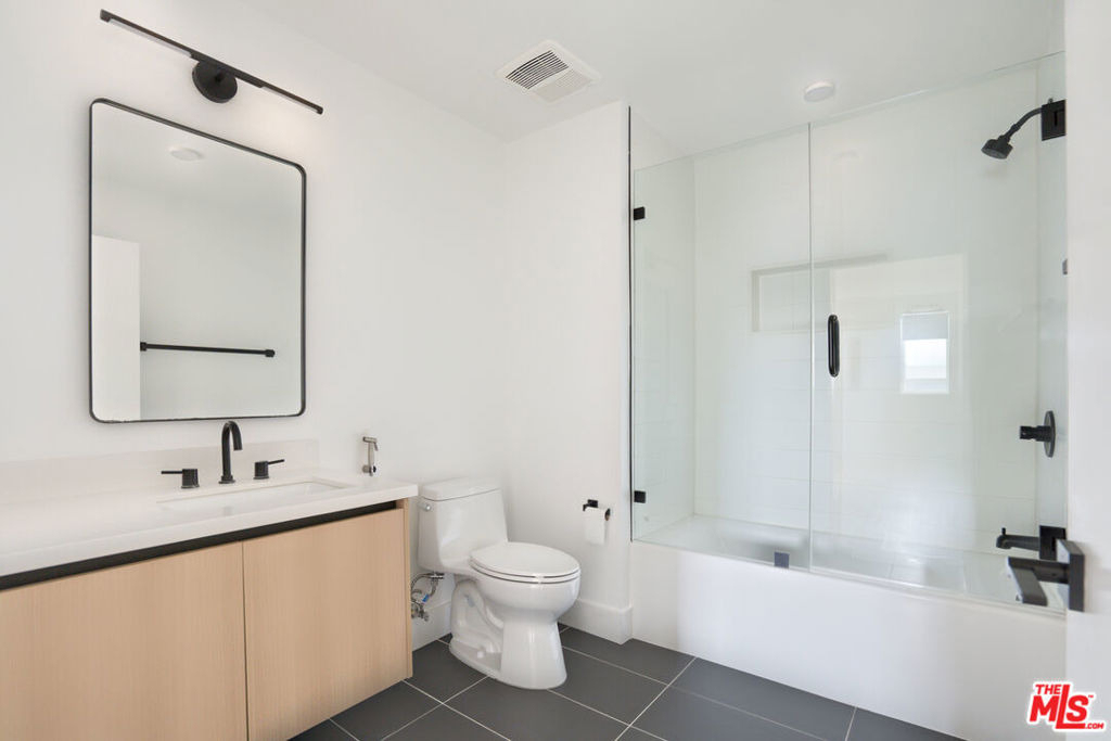 5657 Virginia Avenue - Photo 13
