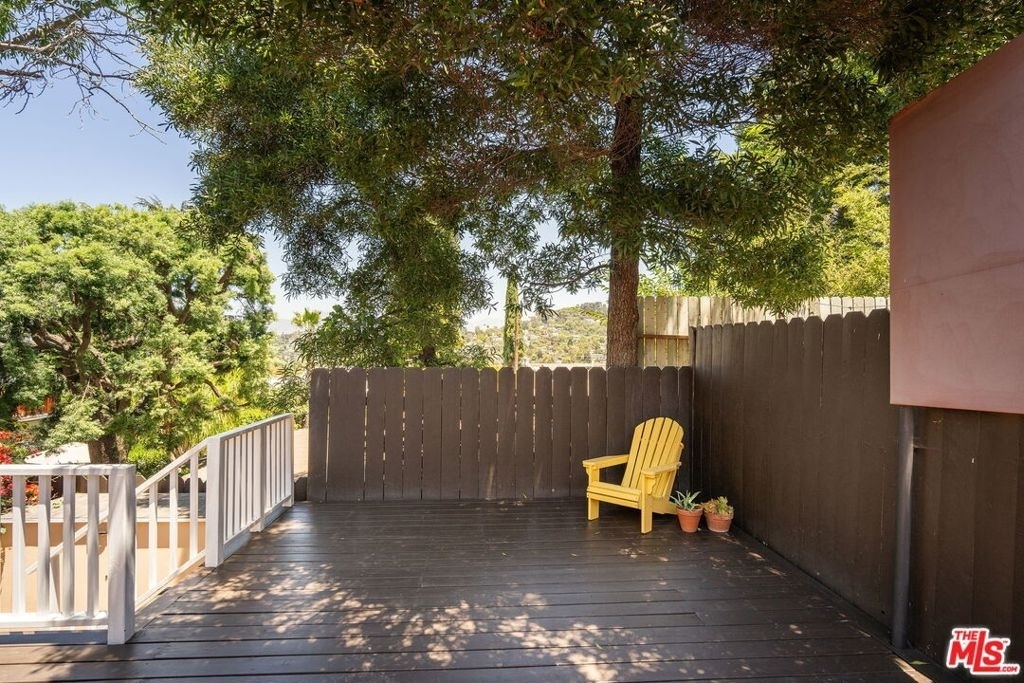 1336 Edgecliffe Drive - Photo 21
