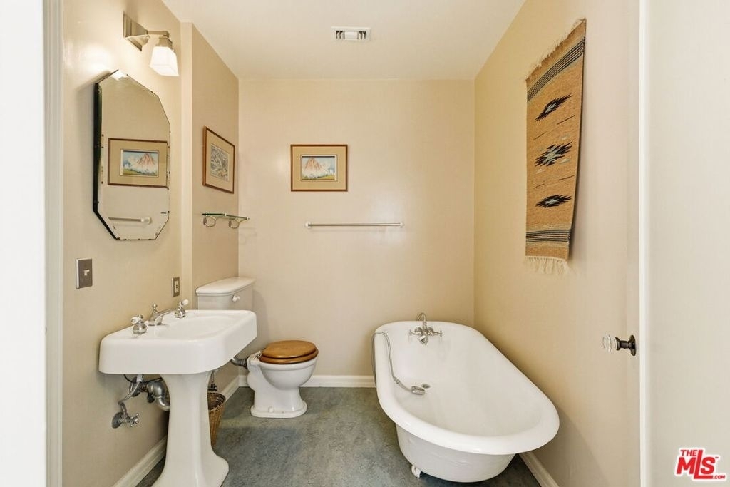 1336 Edgecliffe Drive - Photo 15