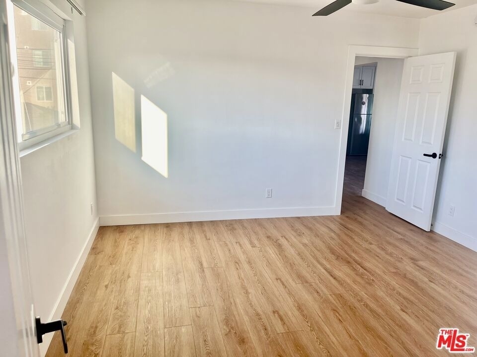 3824 Keystone Avenue - Photo 7