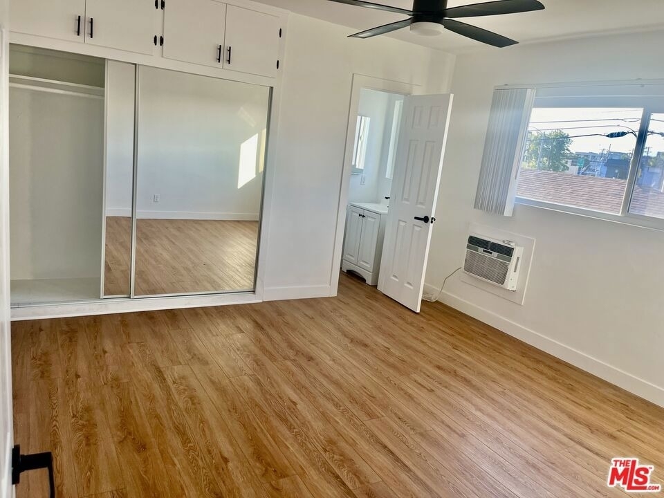 3824 Keystone Avenue - Photo 5