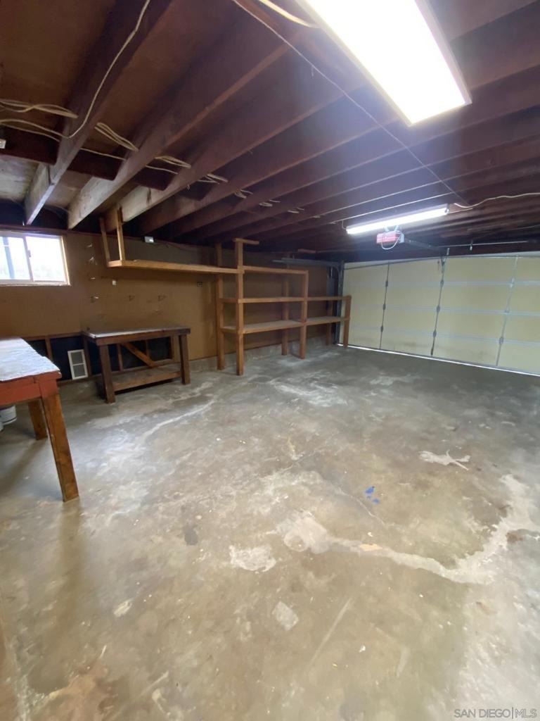 6344 Anvil Lake Avenue - Photo 31
