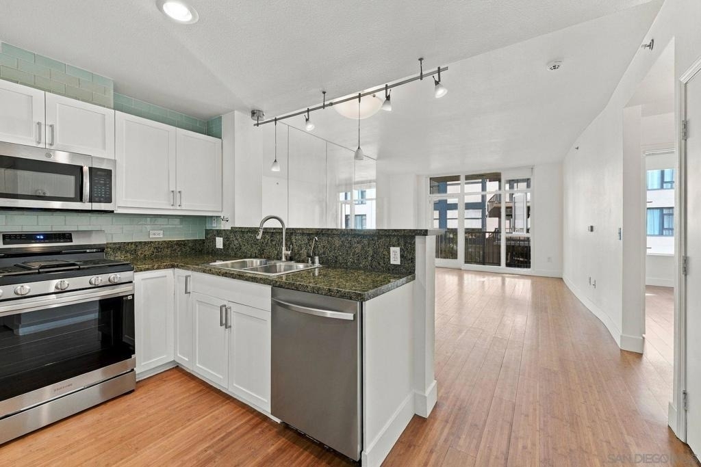 530 K St - Photo 6