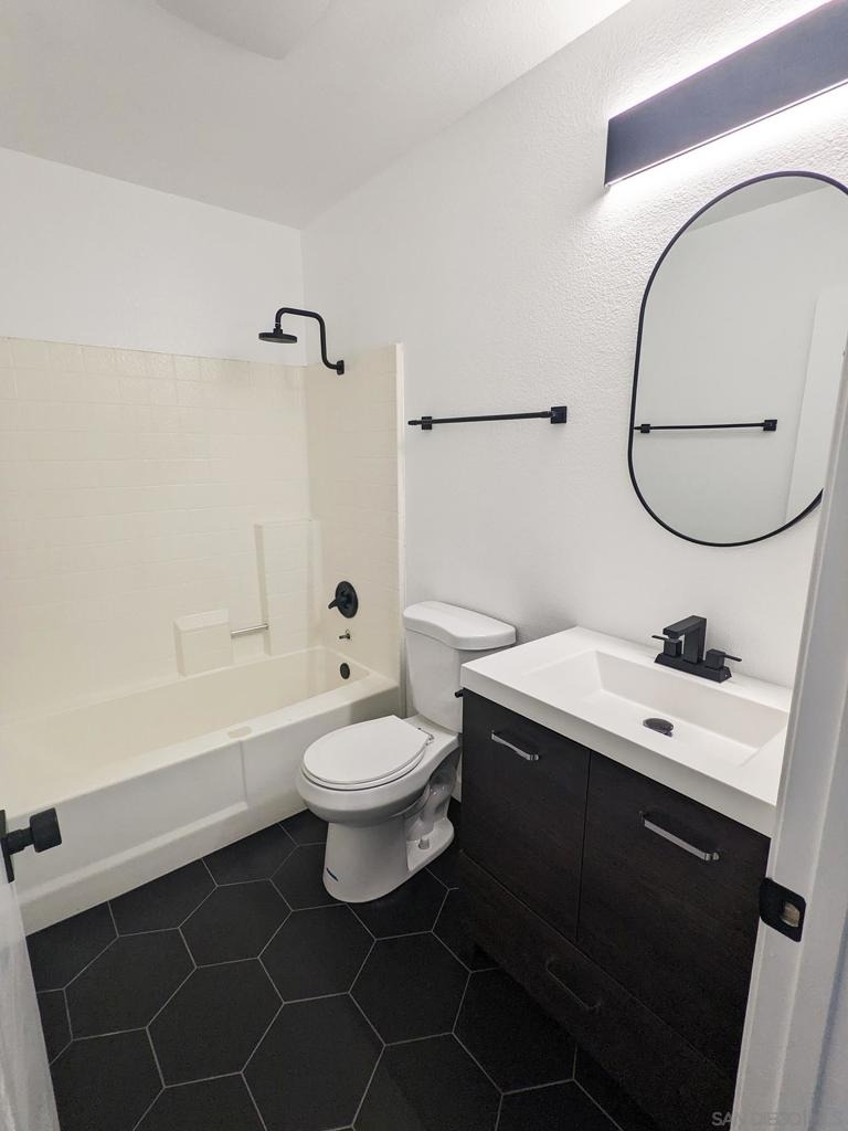 343 Rolling Hills Ln - Photo 26