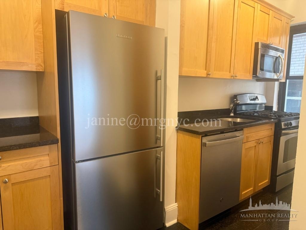 E 56th St - Photo 1