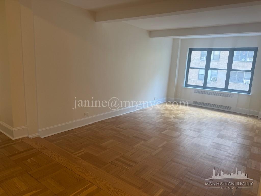 E 56th St - Photo 4