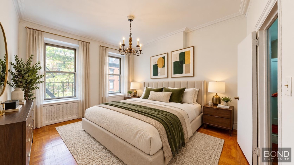East 85th Street - Photo 1