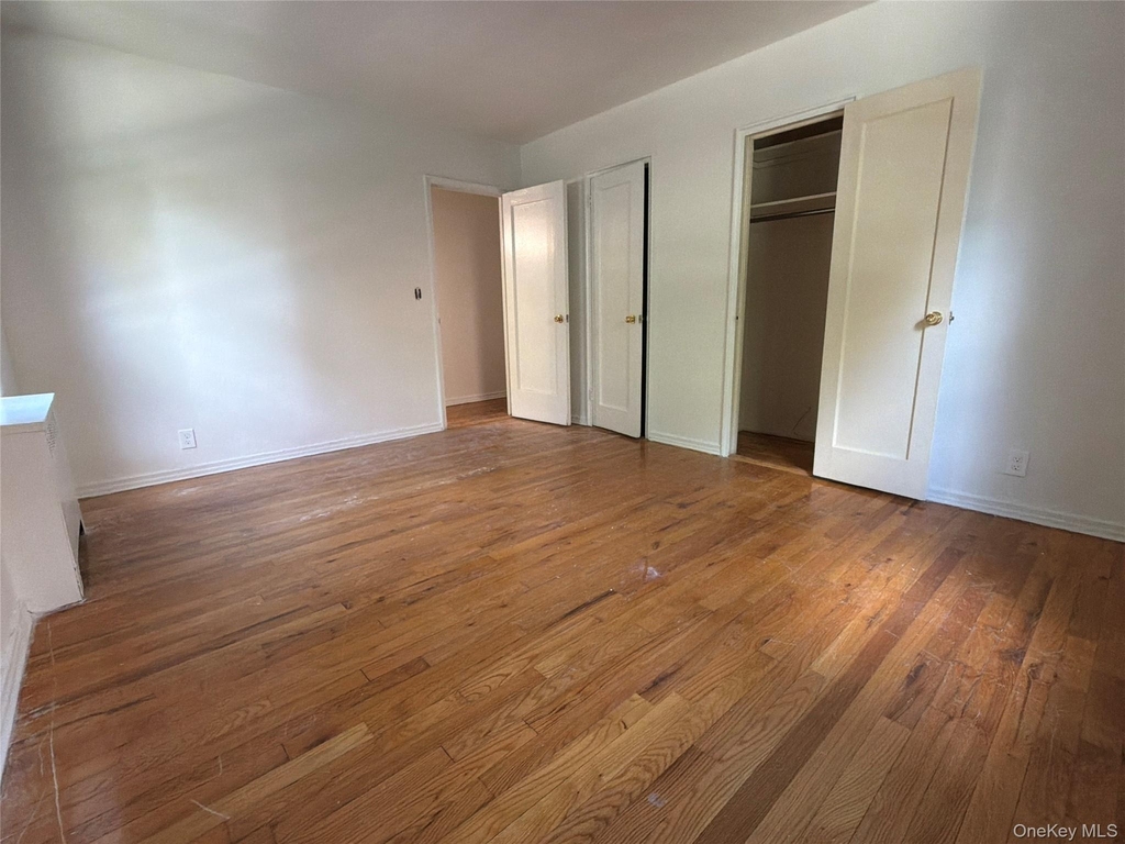 23 Schenck Avenue - Photo 10