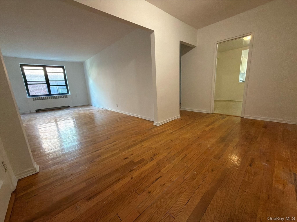 23 Schenck Avenue - Photo 4