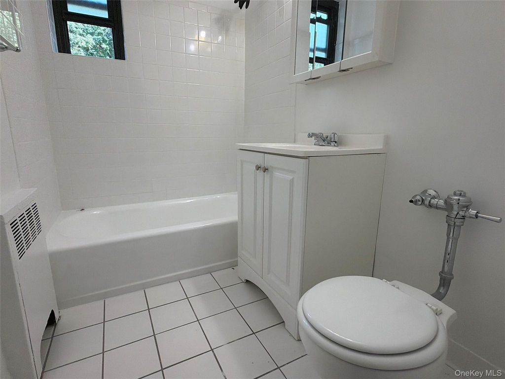 23 Schenck Avenue - Photo 13
