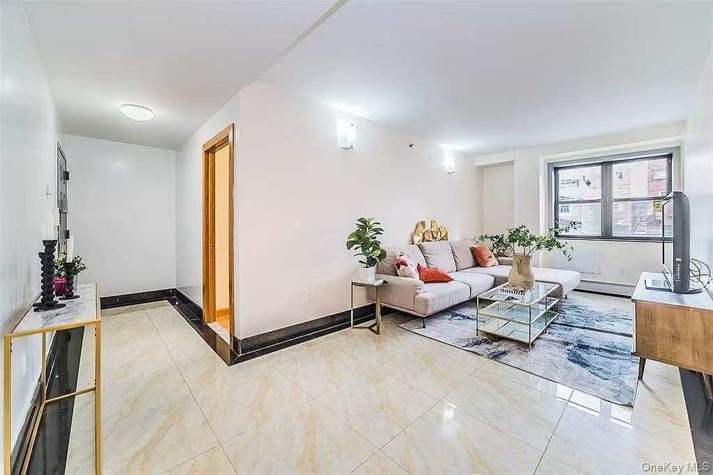 3147 137th Street - Photo 2