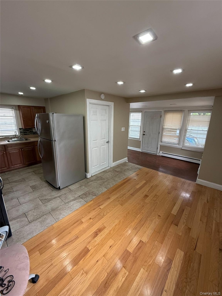 51 Depan Avenue - Photo 10