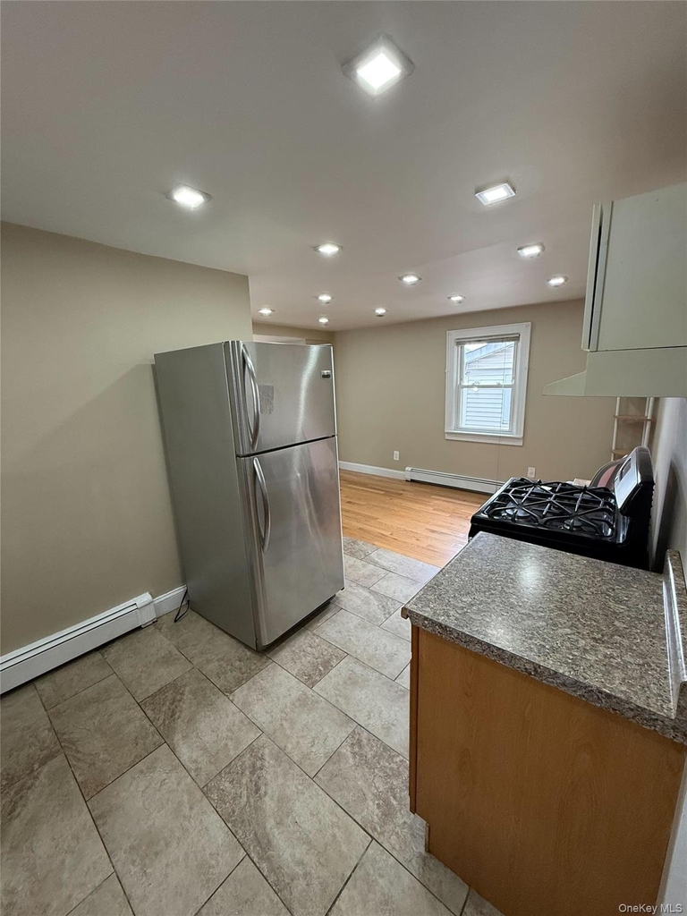 51 Depan Avenue - Photo 9
