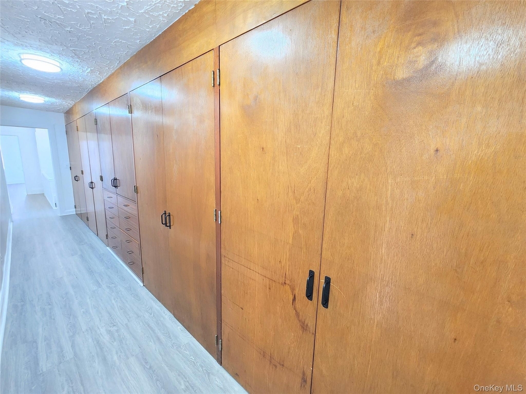 60-22 Flushing Avenue - Photo 15