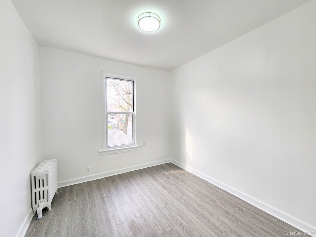 60-22 Flushing Avenue - Photo 12