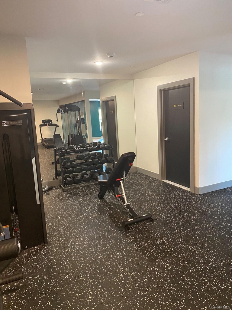 126 Montgomery Street - Photo 17