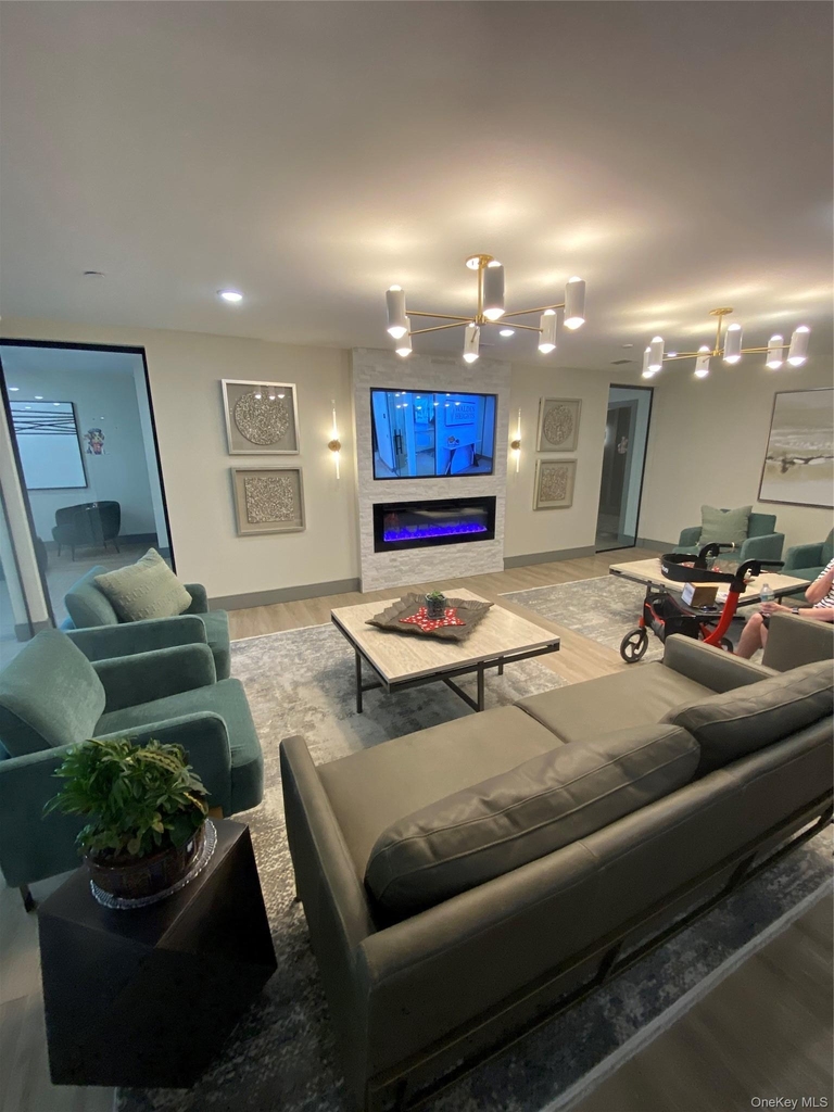 126 Montgomery Street - Photo 24