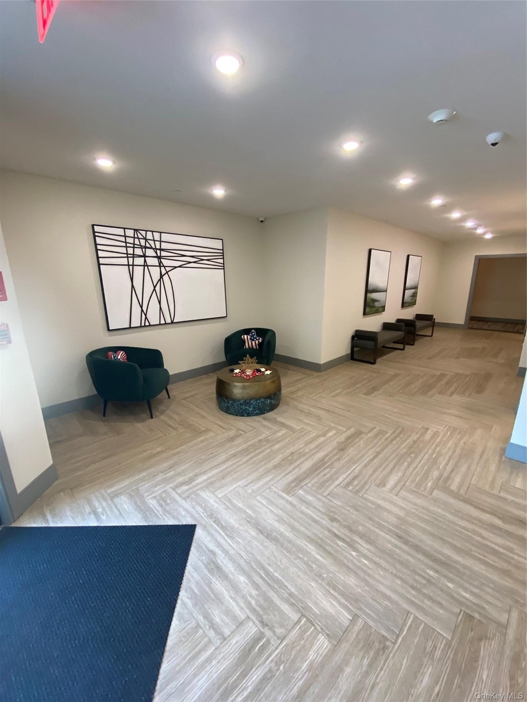 126 Montgomery Street - Photo 22