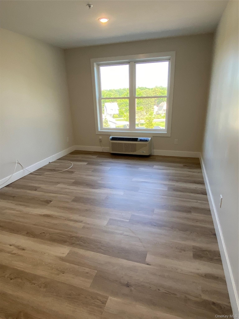 126 Montgomery Street - Photo 7