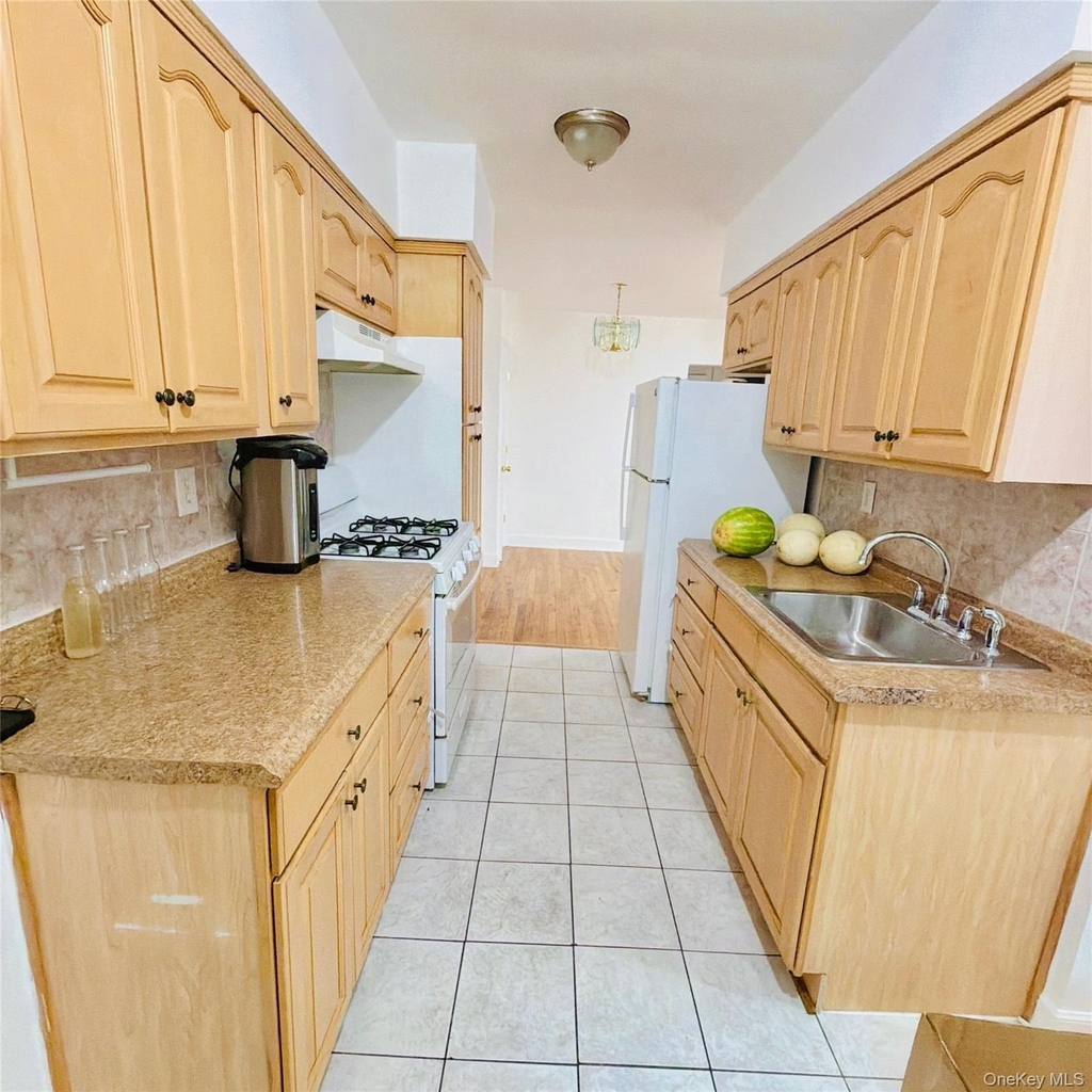79-10 150th Street - Photo 1