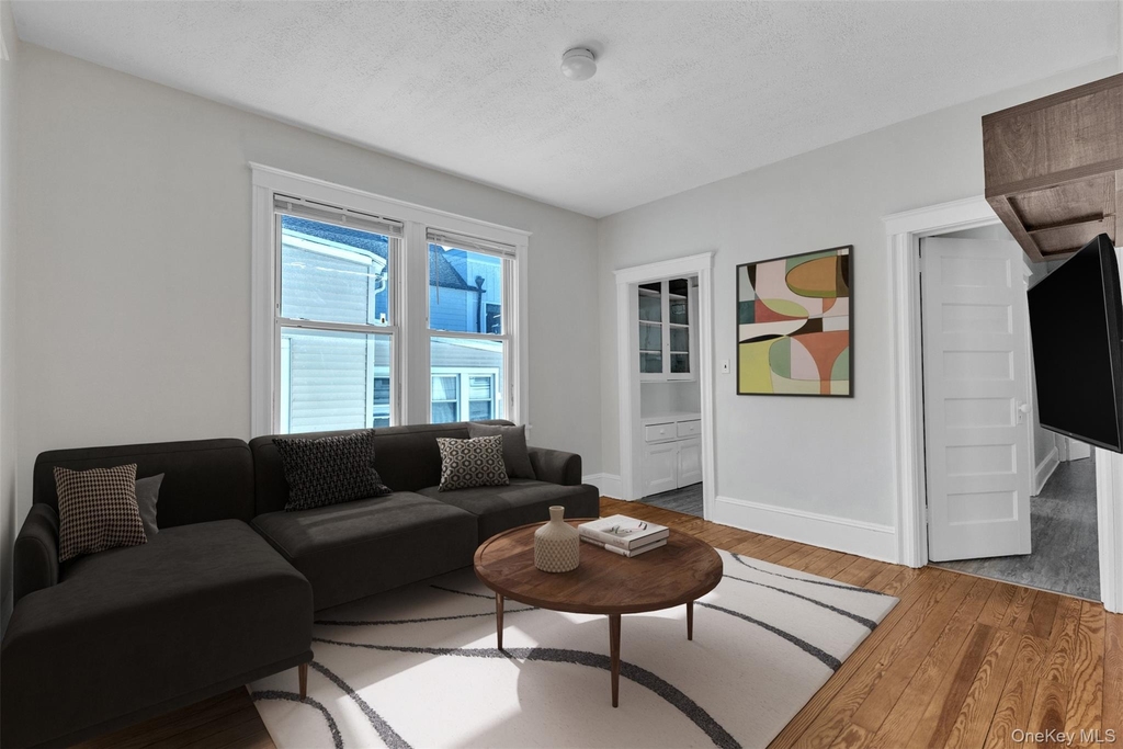28 W Elizabeth Street - Photo 12