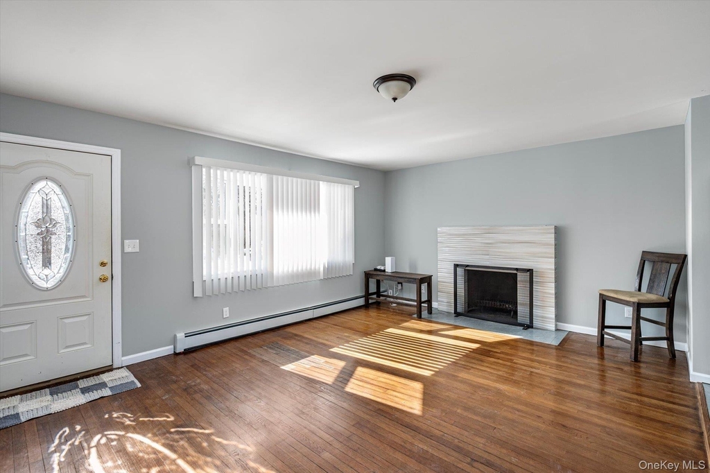 93 Garfield Boulevard - Photo 3