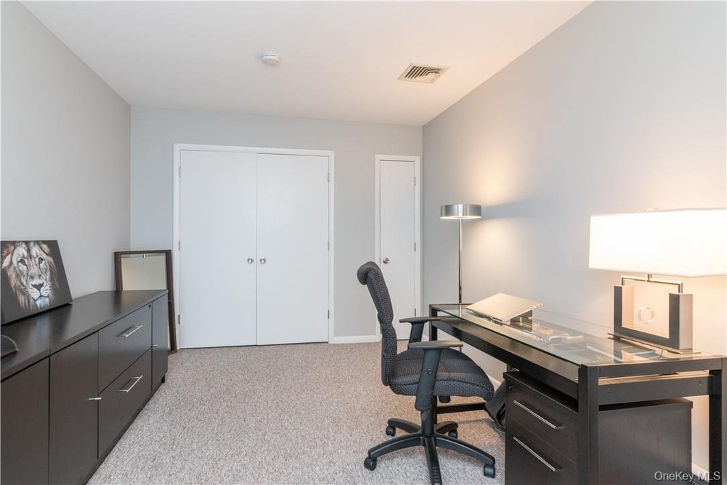 100 Chatterton Avenue - Photo 4
