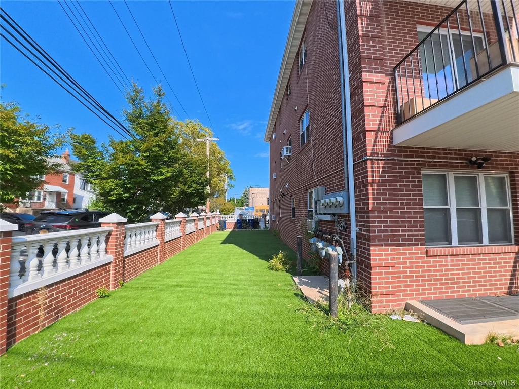 220-03 64th Avenue - Photo 14