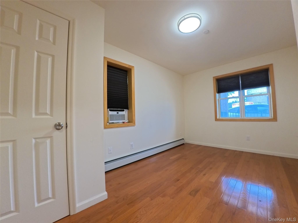 220-03 64th Avenue - Photo 5