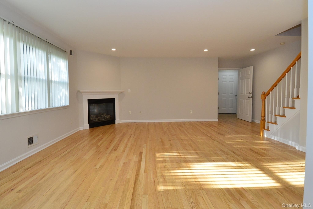 27 Grant Street - Photo 6