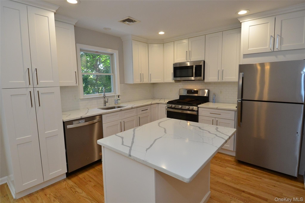 27 Grant Street - Photo 11
