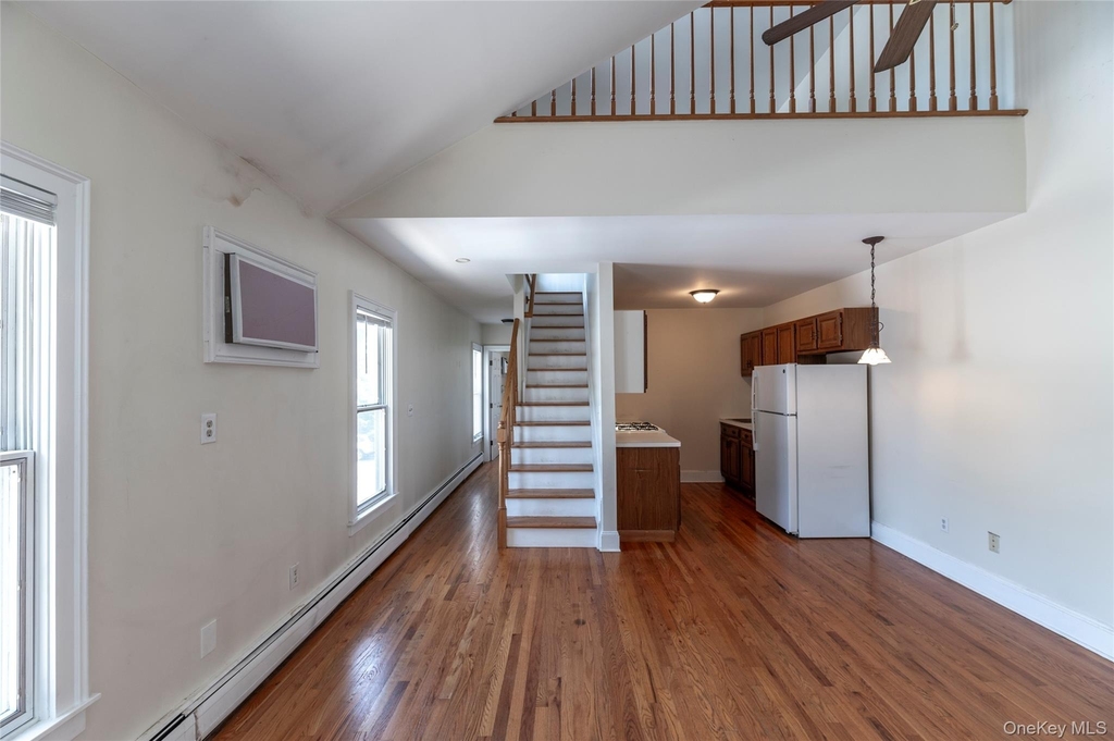 326 N Broadway - Photo 5