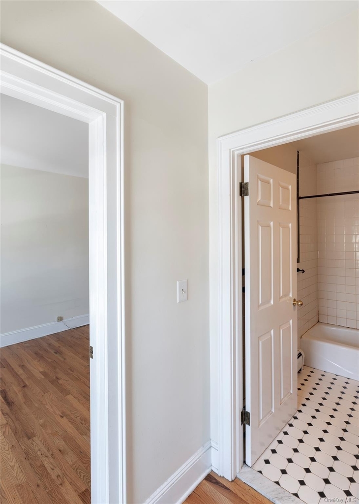 326 N Broadway - Photo 10