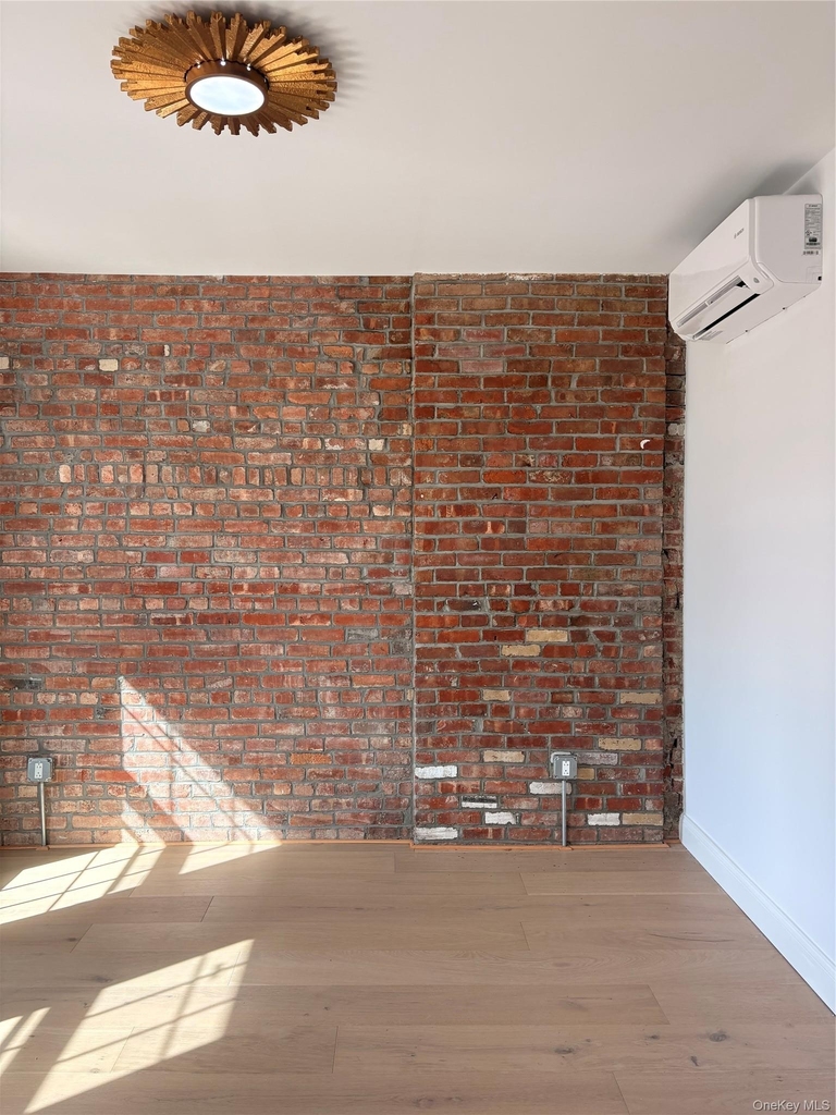 207 Main Street - Photo 10