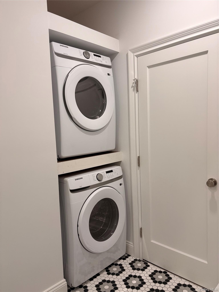 207 Main Street - Photo 15