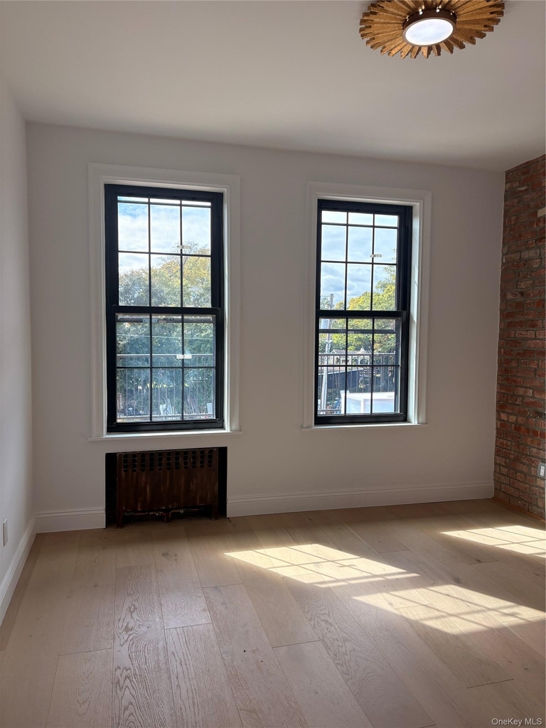 207 Main Street - Photo 12