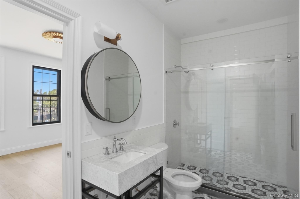 207 Main Street - Photo 11